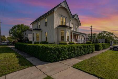 Studio W King Bed Walking Distance To Beach & Shops Michigan City Exterior foto