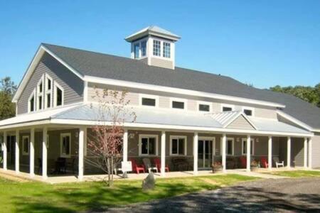 Studio W King Bed Walking Distance To Beach & Shops Michigan City Exterior foto